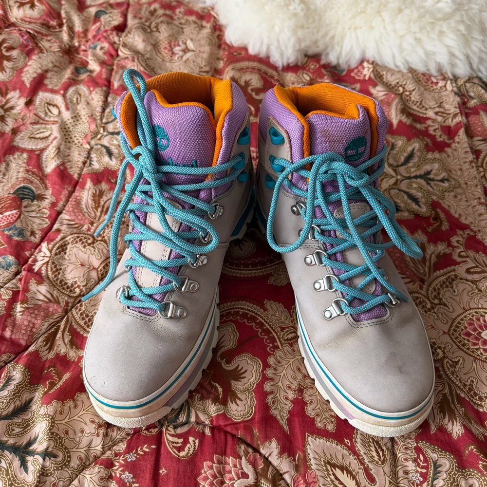 Women’s Timberland Euro Hiker Boot US 8.5
